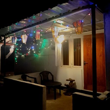 Fly Infinity - Home Stay Kandy Eksteriør billede