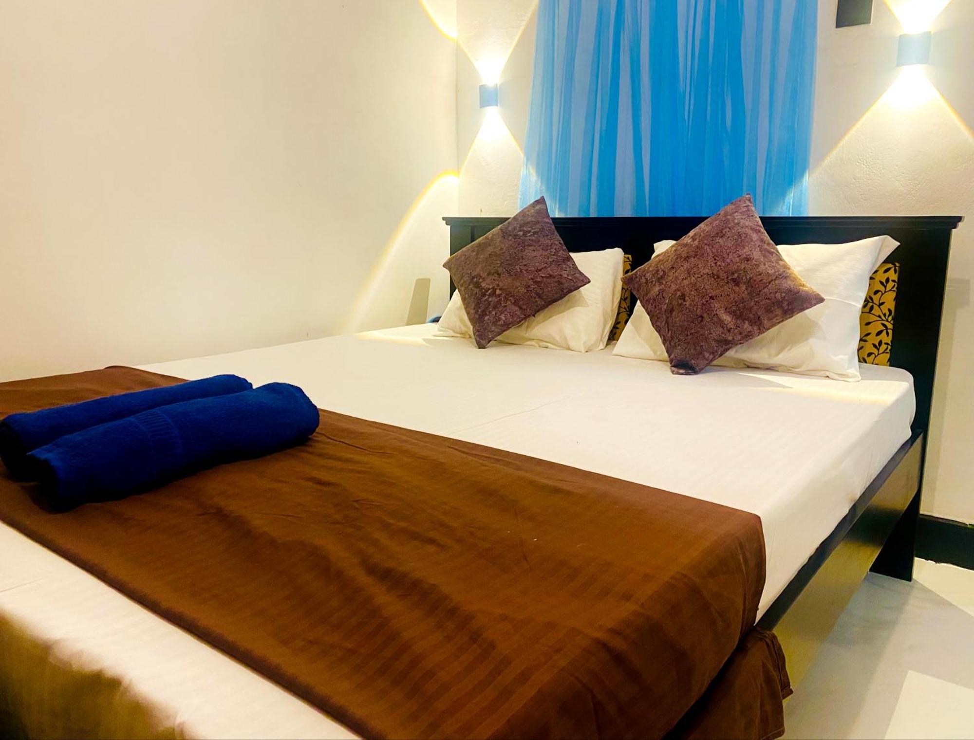 Fly Infinity - Home Stay Kandy Eksteriør billede