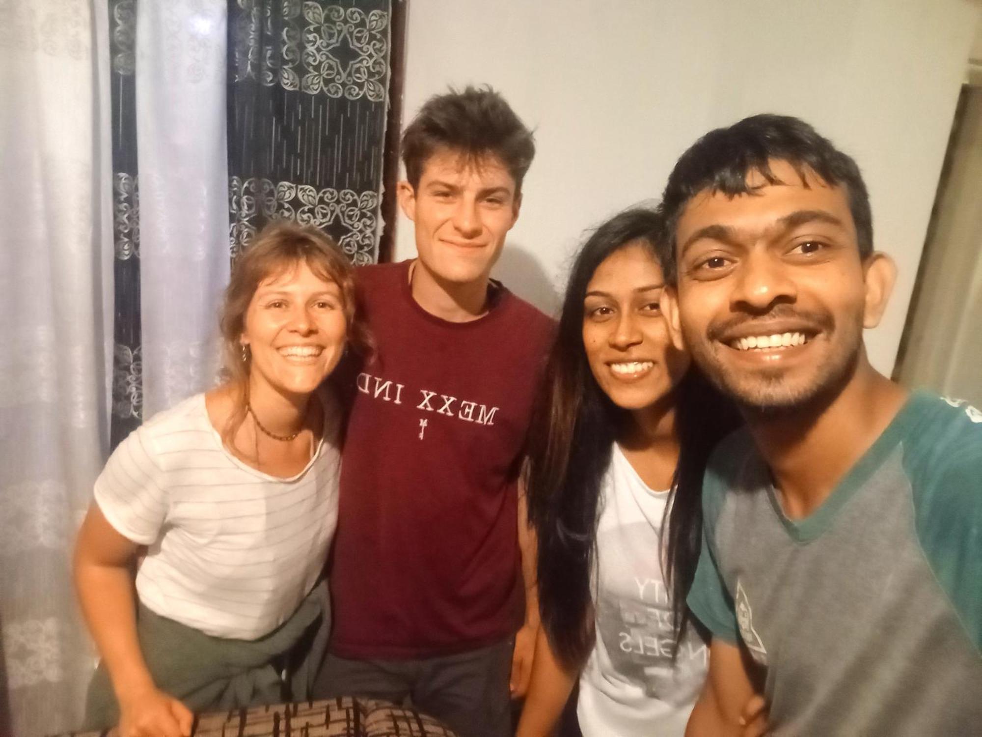 Fly Infinity - Home Stay Kandy Eksteriør billede