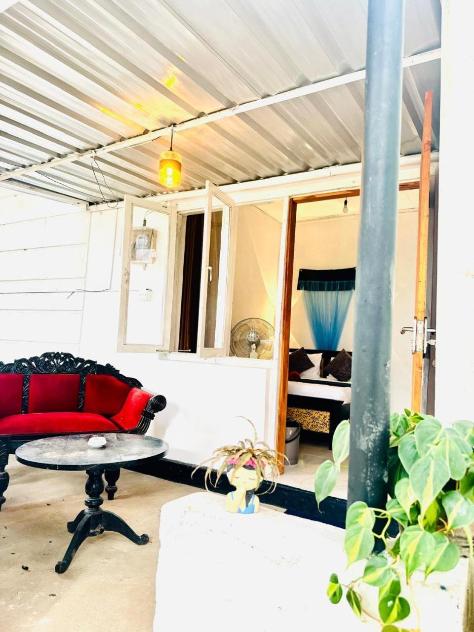 Fly Infinity - Home Stay Kandy Eksteriør billede